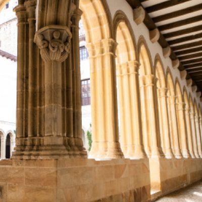 claustro bermeo