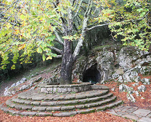 entrada Santimamiñe