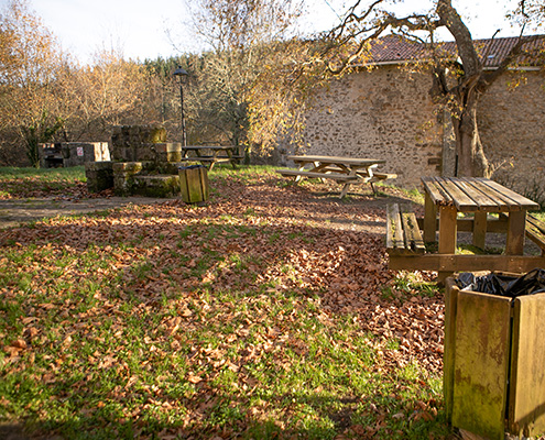 PICNIC AREA zallobante