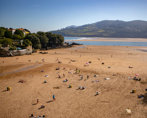 BEACH  laidatxu