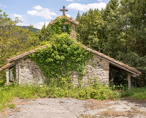 Ermita San Juan de Lemedaro en Ajangiz